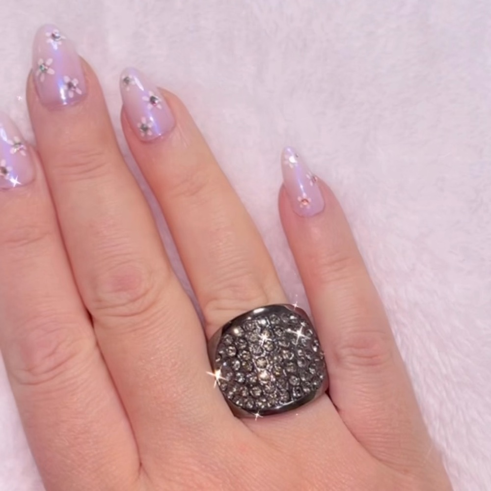 Stretchy Pavé Crystal Statement Ring - Black grey Tone